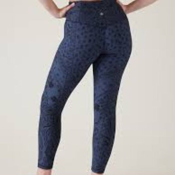 Athleta Elation Textured Leggings Size Small EUC - Picture 6 of 8